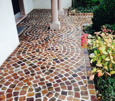 Reconstruction: porphyry paving stones